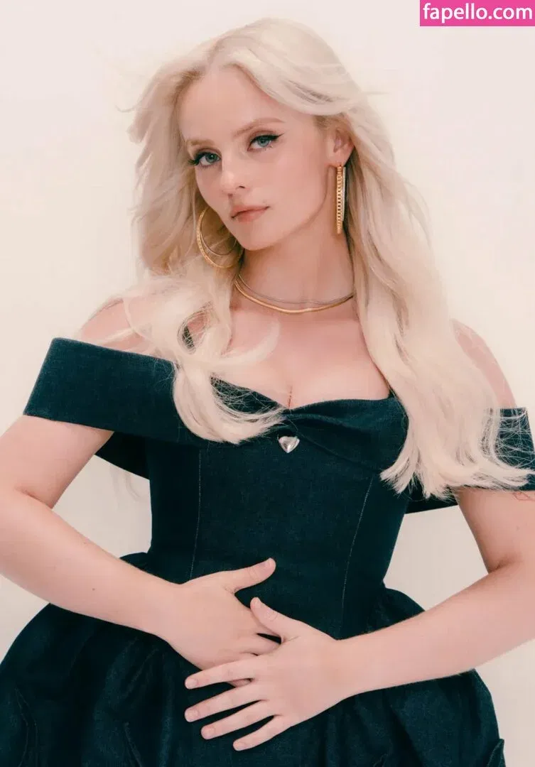 Millie Gibson Onlyfans Photo Gallery 