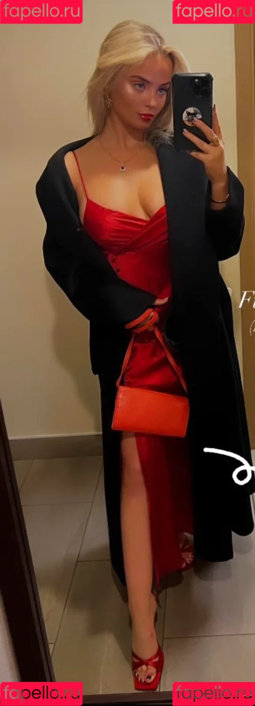 Millie Gibson Onlyfans Photo Gallery 