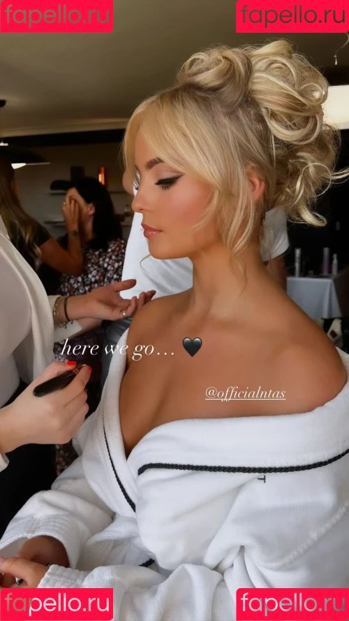 Millie Gibson Onlyfans Photo Gallery 