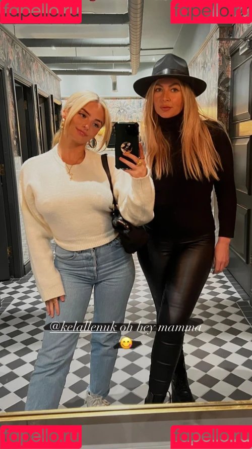 Millie Gibson Onlyfans Photo Gallery 