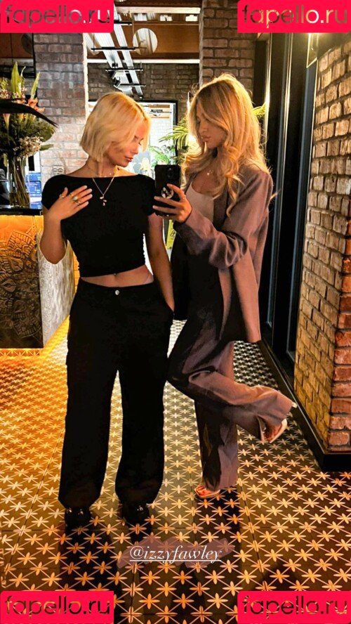 Millie Gibson Onlyfans Photo Gallery 