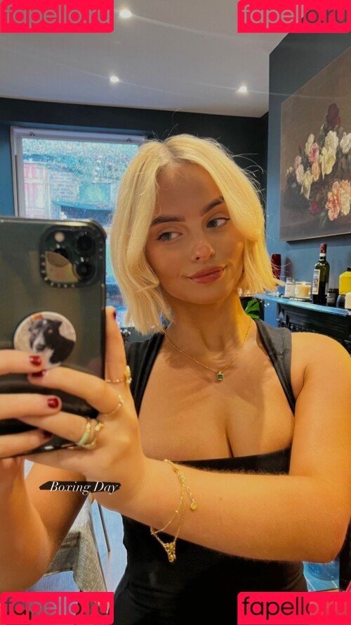Millie Gibson Onlyfans Photo Gallery 