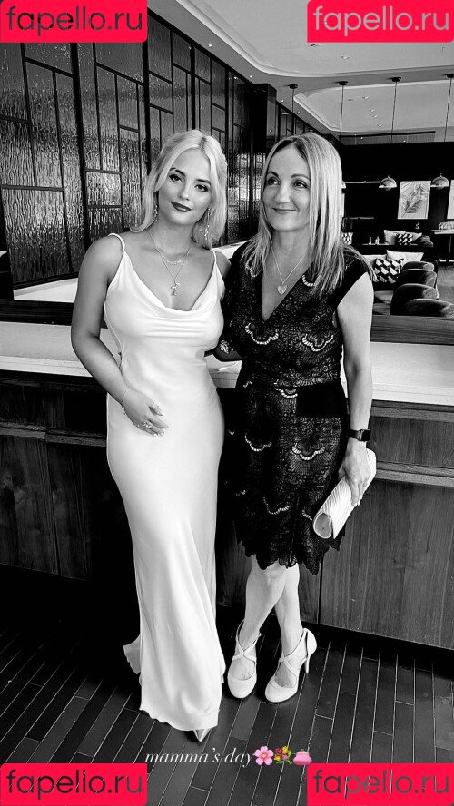 Millie Gibson Onlyfans Photo Gallery 