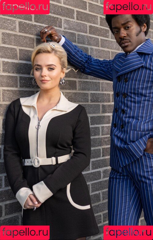 Millie Gibson Onlyfans Photo Gallery 