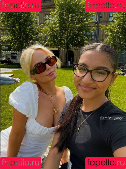 Millie Gibson Onlyfans Photo Gallery 