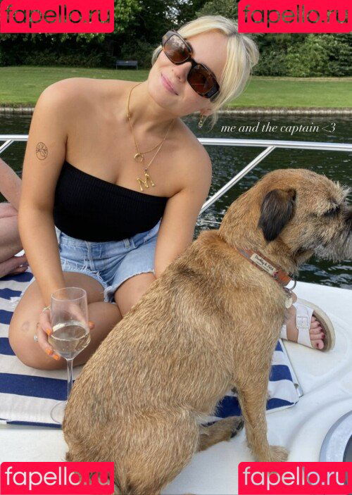 Millie Gibson Onlyfans Photo Gallery 