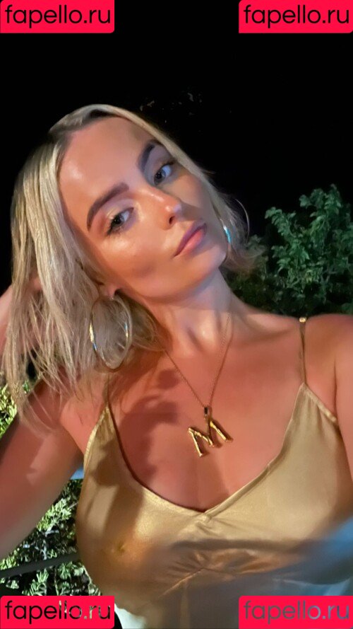 Millie Gibson Onlyfans Photo Gallery 