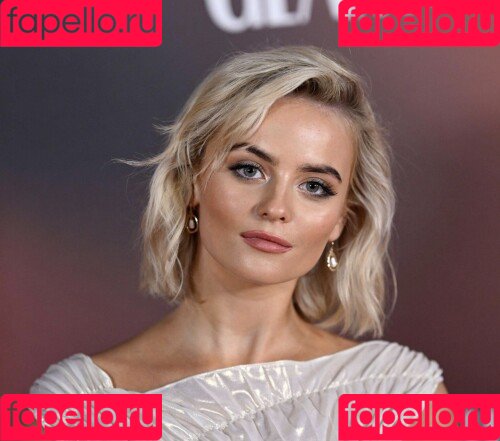 Millie Gibson Onlyfans Photo Gallery 