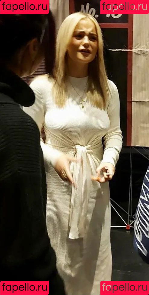 Millie Gibson Onlyfans Photo Gallery 