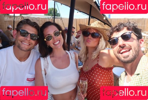 Millie Gibson Onlyfans Photo Gallery 