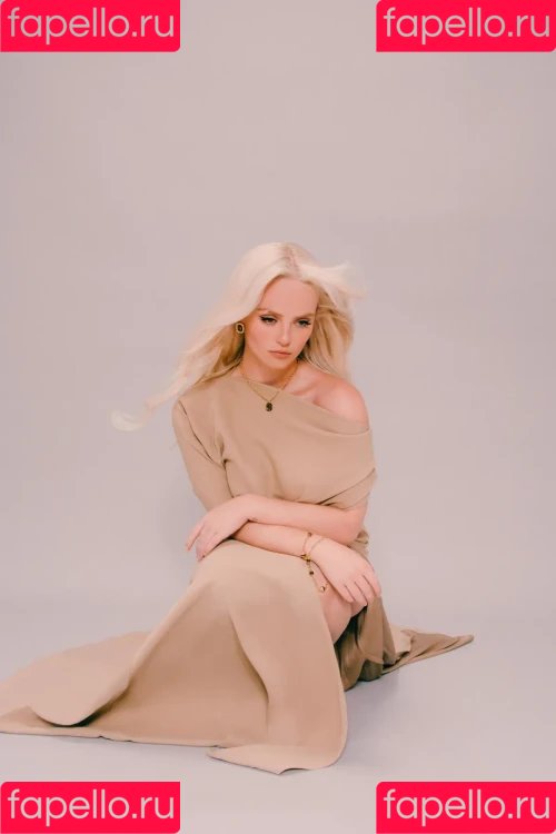 Millie Gibson Onlyfans Photo Gallery 