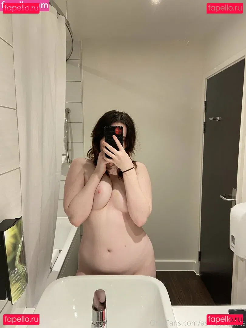 ashleysquirts Onlyfans Photo Gallery 