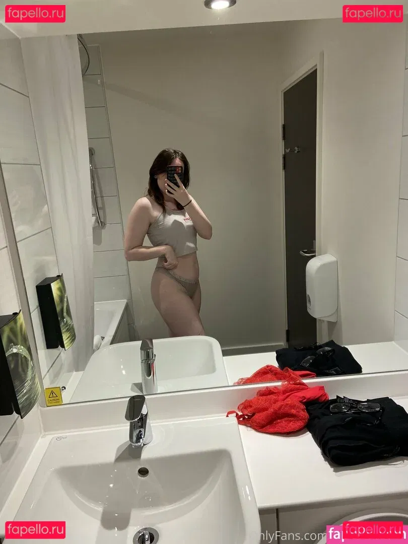 ashleysquirts Onlyfans Photo Gallery 