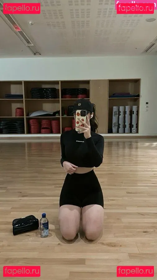 Karagii Onlyfans Photo Gallery 