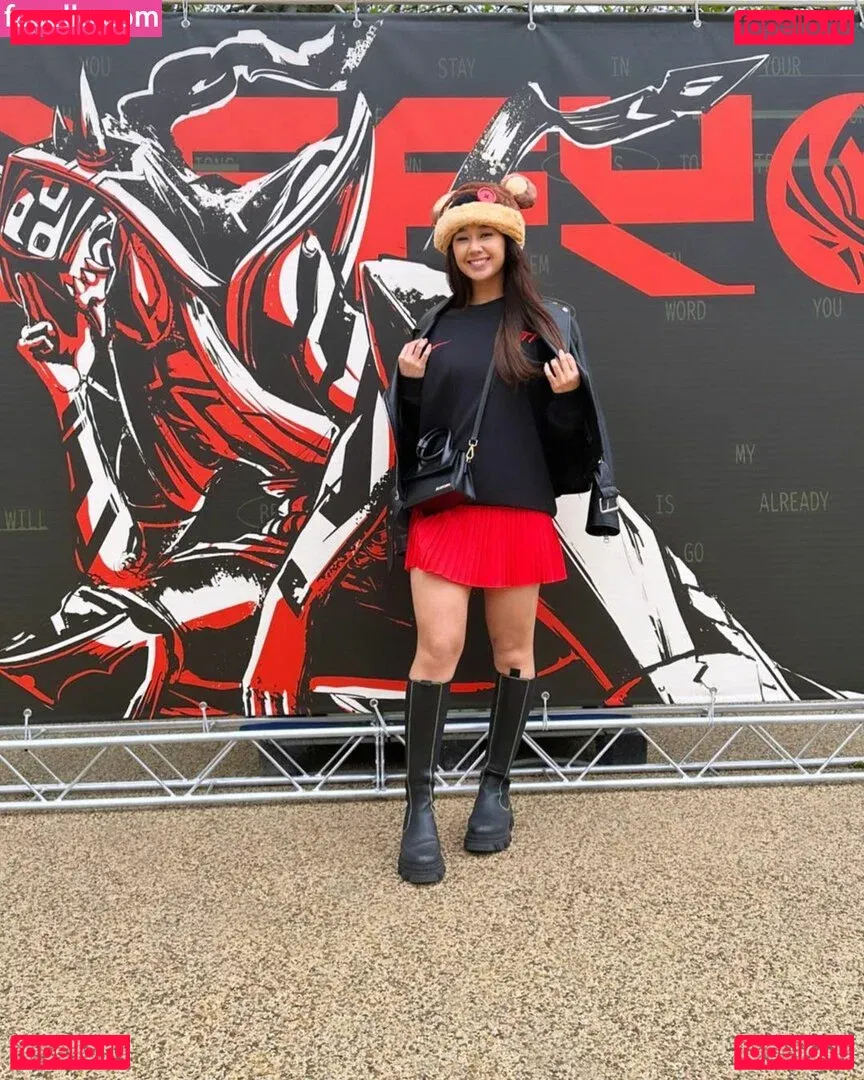 Karagii Onlyfans Photo Gallery 