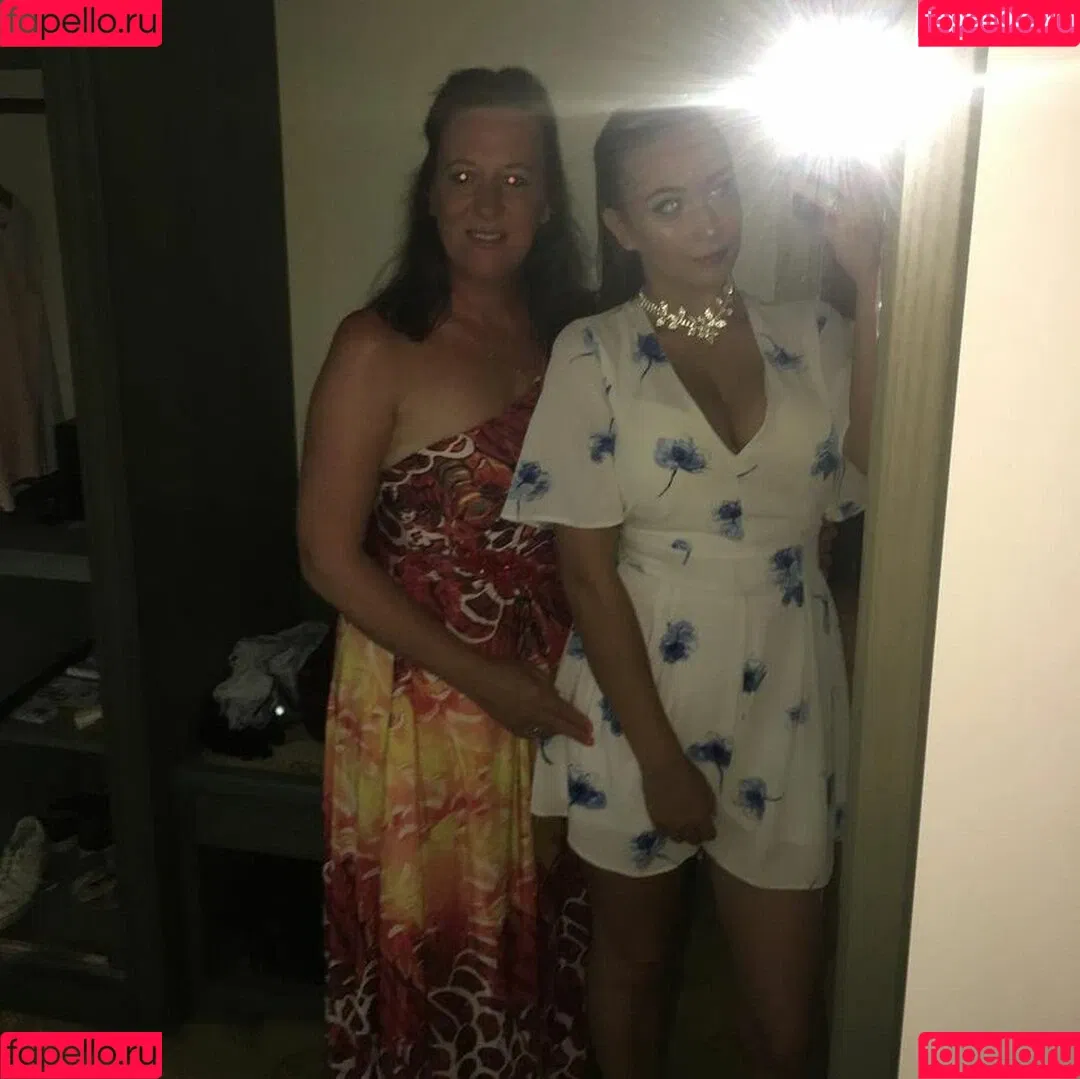 Grace Baker Onlyfans Photo Gallery 