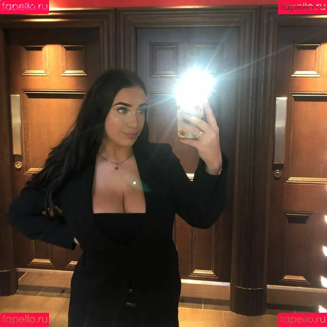 Grace Baker Onlyfans Photo Gallery 
