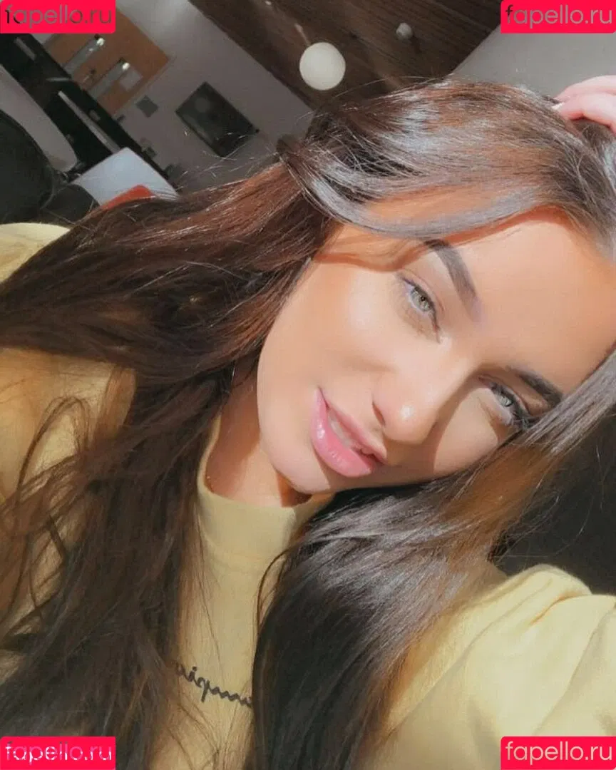 Grace Baker Onlyfans Photo Gallery 