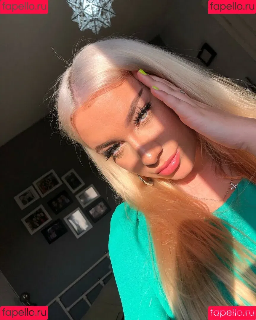 Grace Baker Onlyfans Photo Gallery 