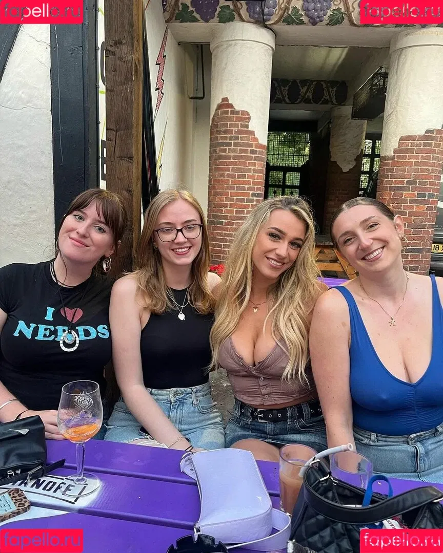 Grace Baker Onlyfans Photo Gallery 