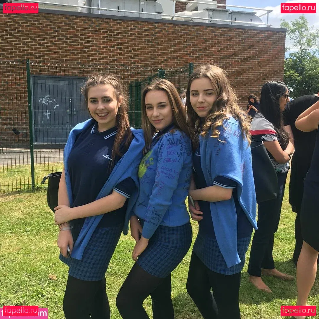 Grace Baker Onlyfans Photo Gallery 