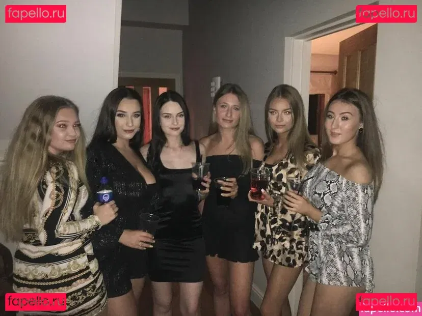 Grace Baker Onlyfans Photo Gallery 