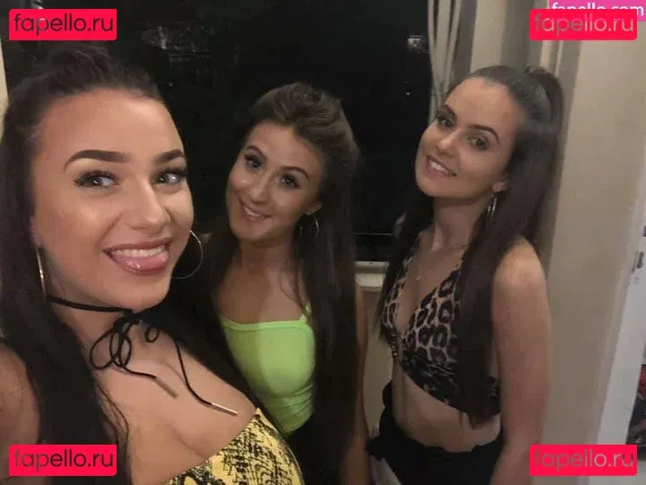 Grace Baker Onlyfans Photo Gallery 