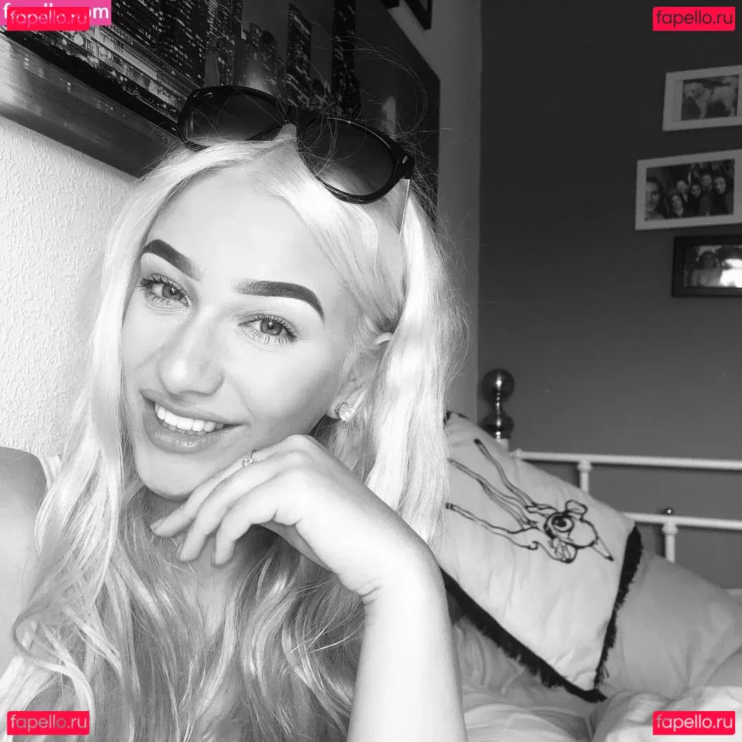 Grace Baker Onlyfans Photo Gallery 