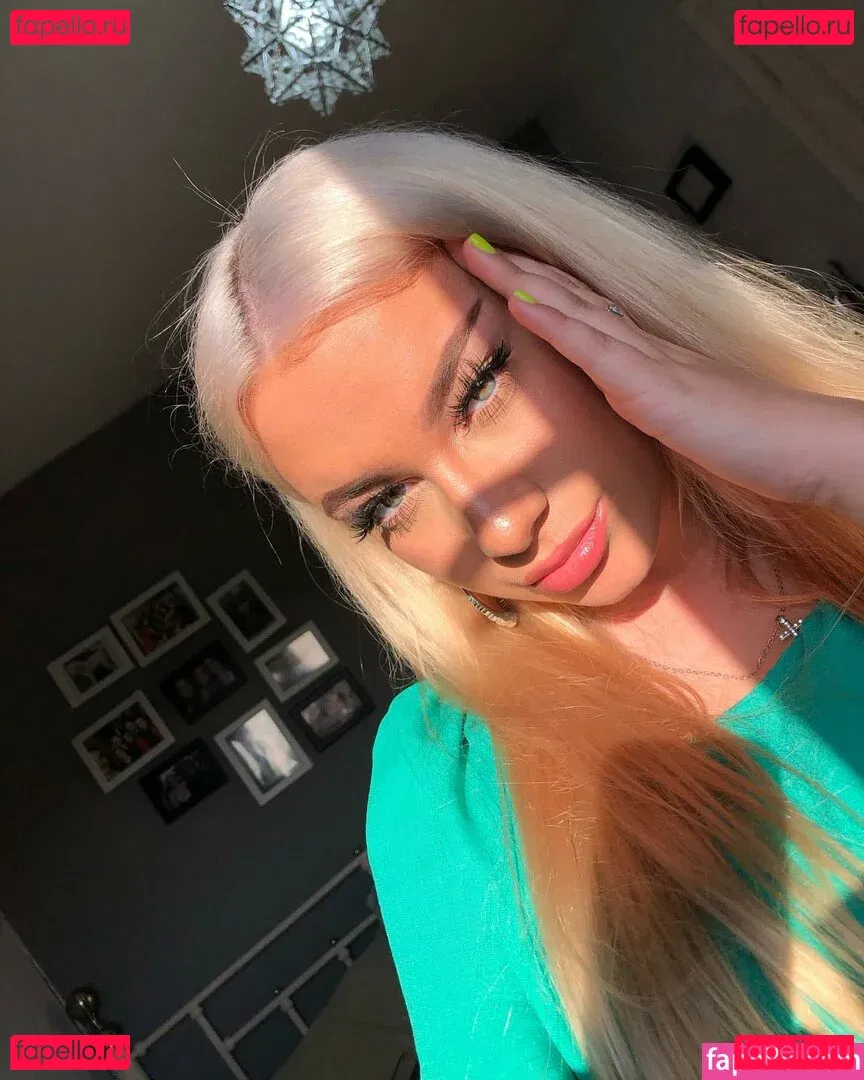 Grace Baker Onlyfans Photo Gallery 