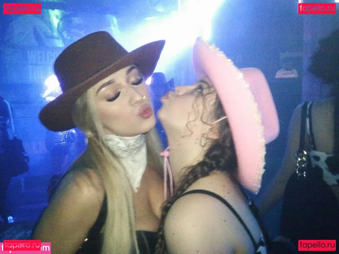 Grace Baker Onlyfans Photo Gallery 