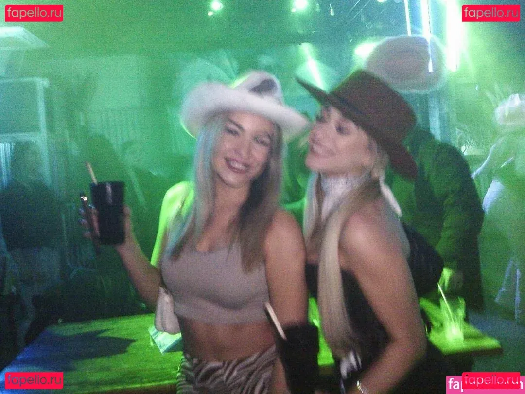 Grace Baker Onlyfans Photo Gallery 