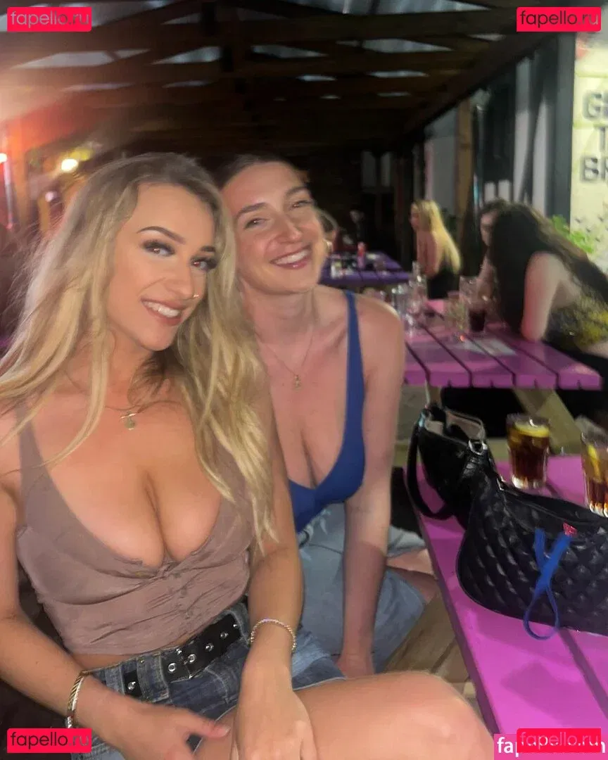 Grace Baker Onlyfans Photo Gallery 