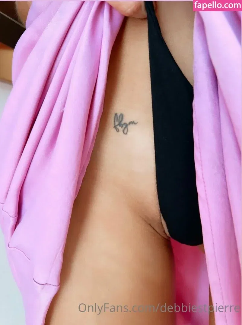 Debbie St Pierre Onlyfans Photo Gallery 