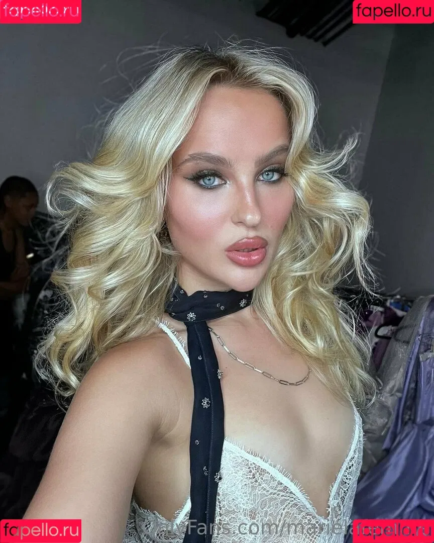 marielafemme Onlyfans Photo Gallery 