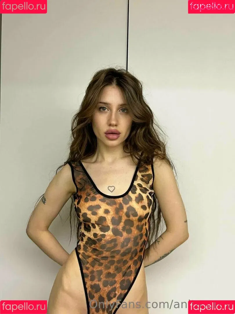 anita_greyy Onlyfans Photo Gallery 