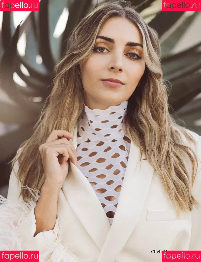 Emelia Hartford Onlyfans Photo Gallery 