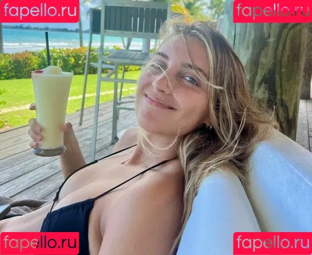 Emelia Hartford Onlyfans Photo Gallery 