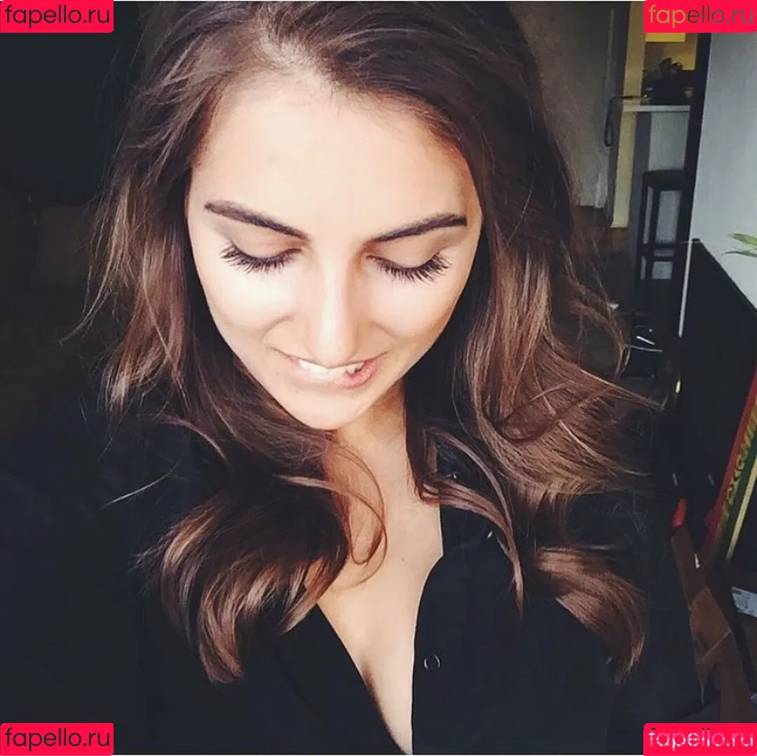 Emelia Hartford Onlyfans Photo Gallery 