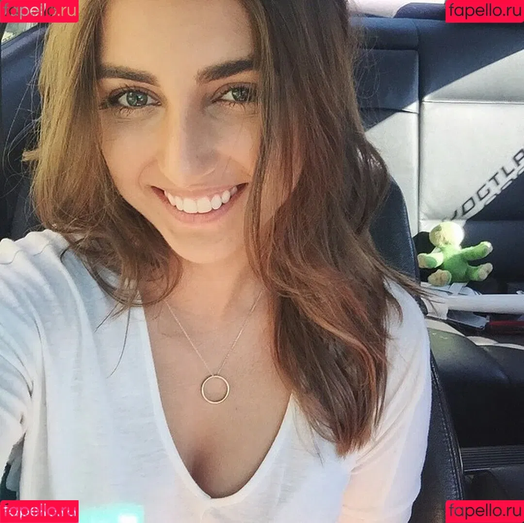 Emelia Hartford Onlyfans Photo Gallery 