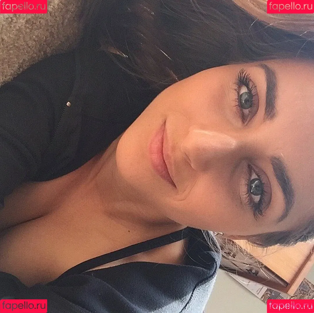 Emelia Hartford Onlyfans Photo Gallery 