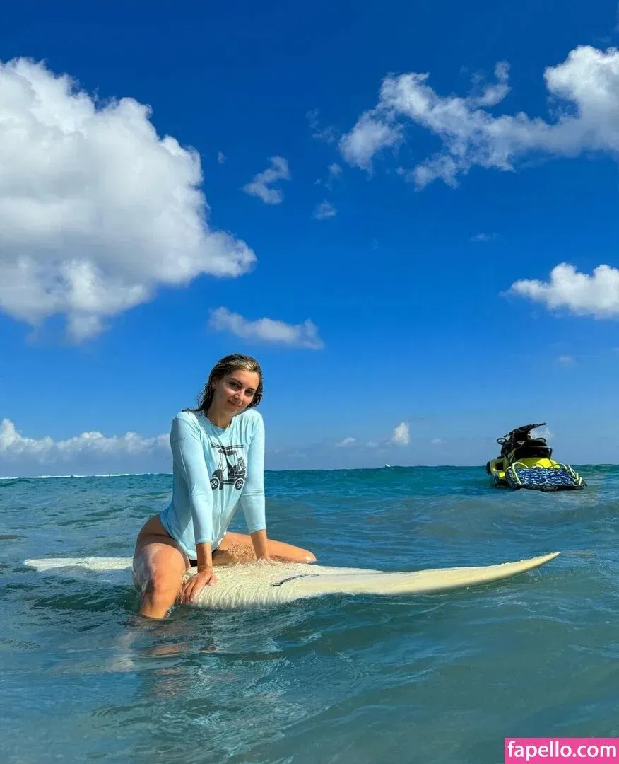 Emelia Hartford Onlyfans Photo Gallery 