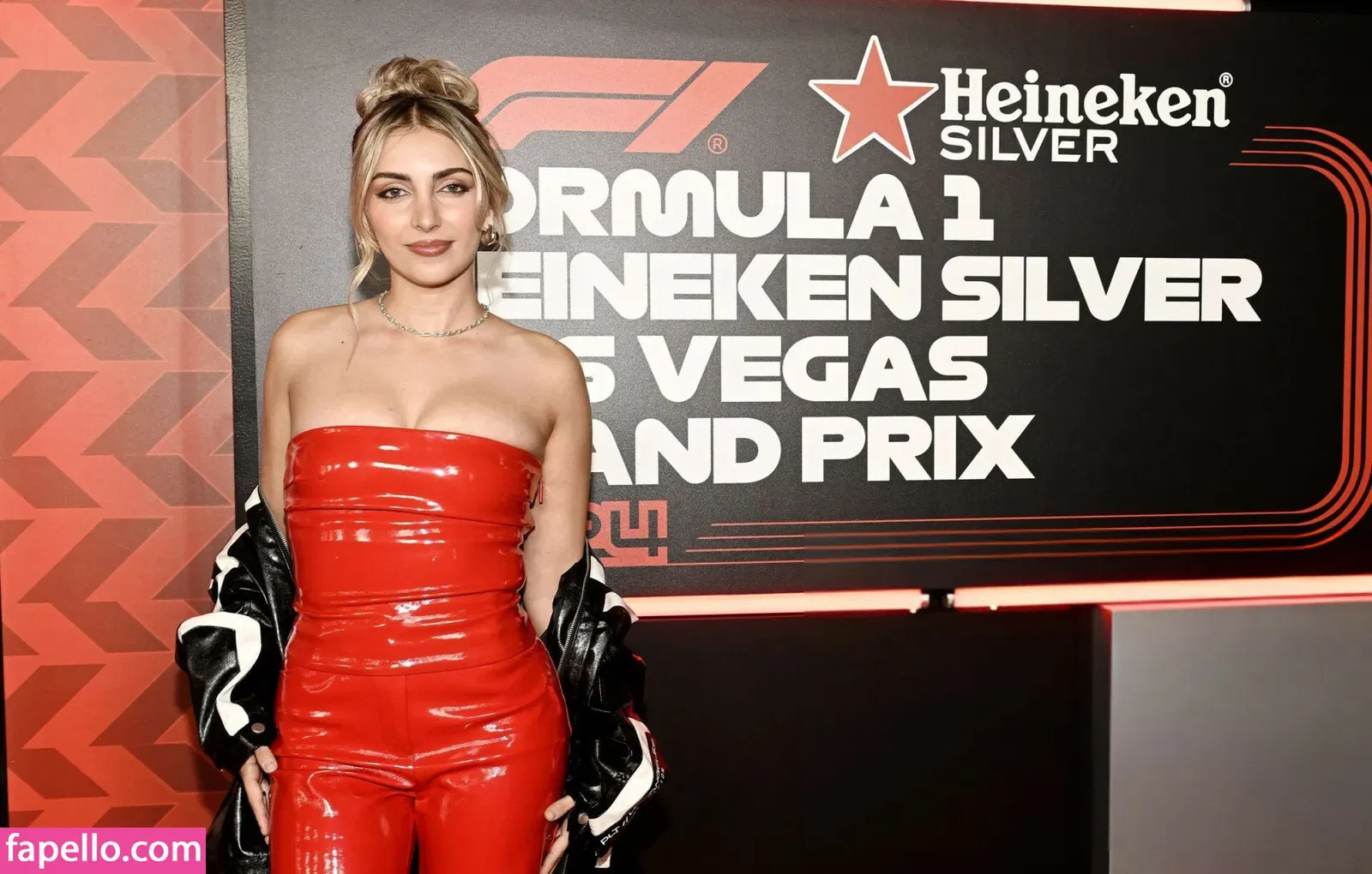 Emelia Hartford Onlyfans Photo Gallery 