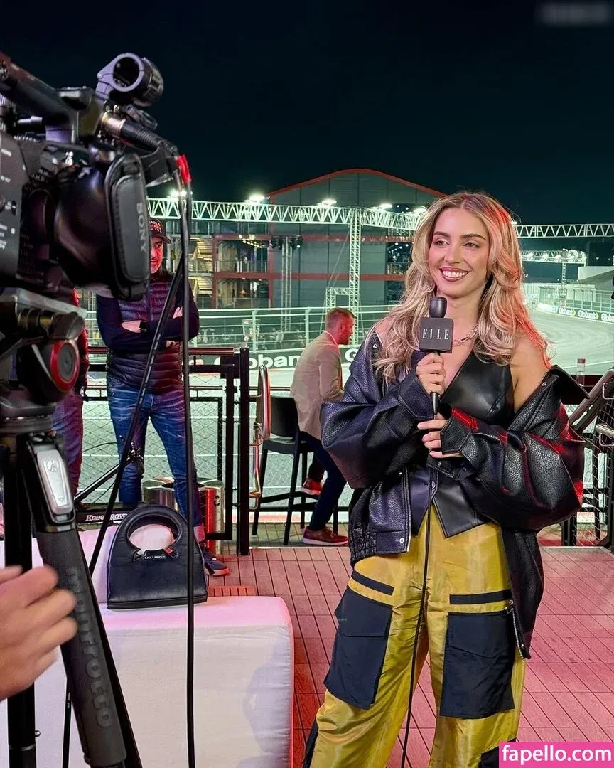 Emelia Hartford Onlyfans Photo Gallery 