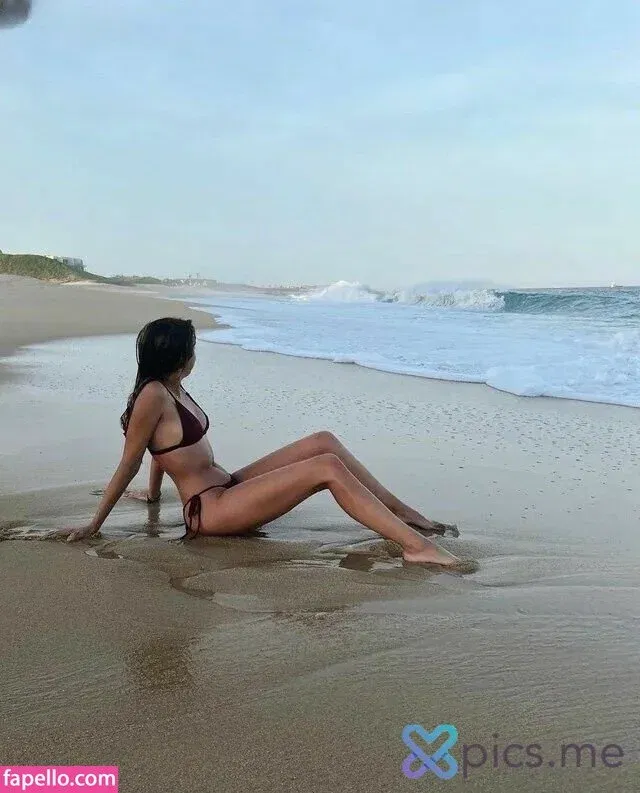 Emelia Hartford Onlyfans Photo Gallery 