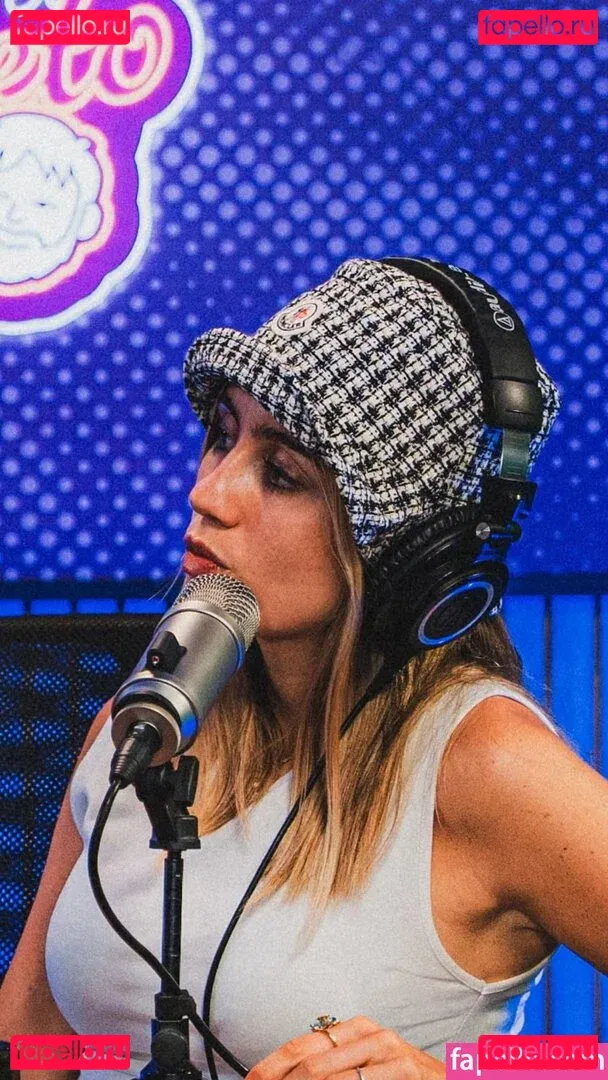 Morena Beltrán Onlyfans Photo Gallery 