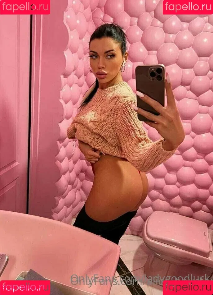 ladygoodluck Onlyfans Photo Gallery 
