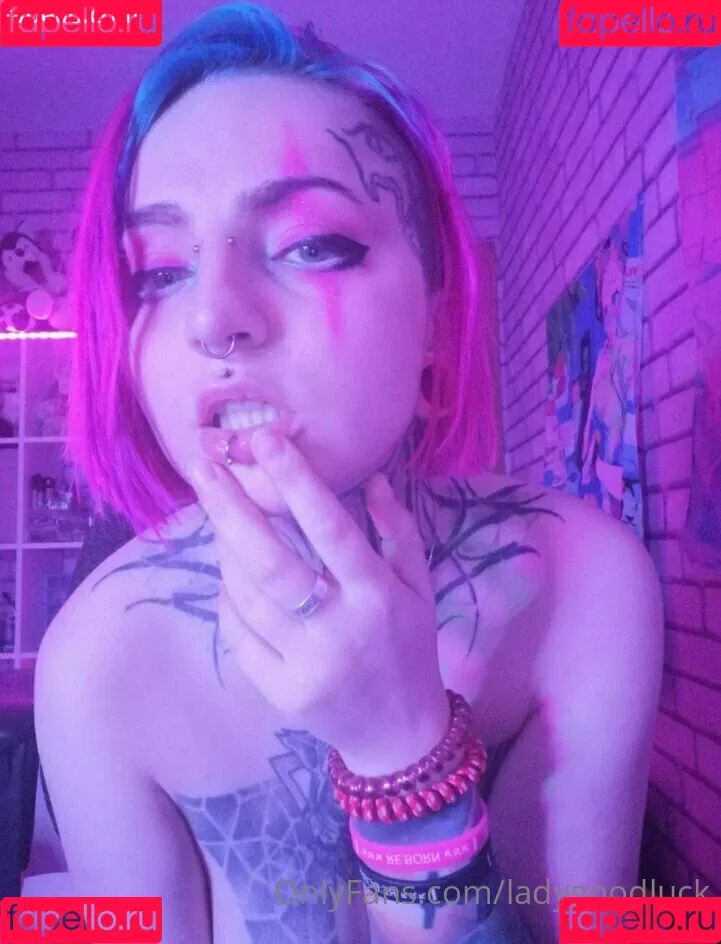 ladygoodluck Onlyfans Photo Gallery 