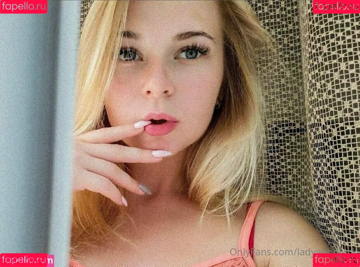 ladygoodluck Onlyfans Photo Gallery 