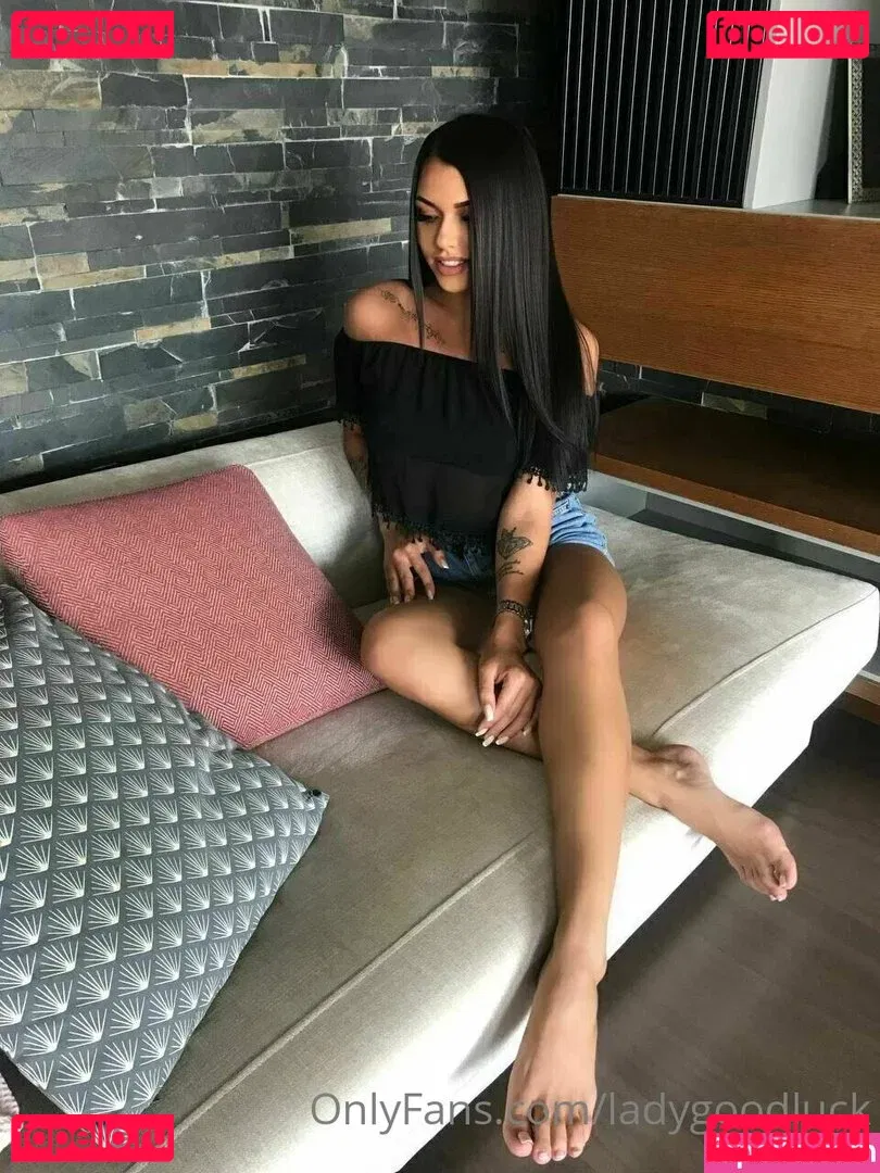 ladygoodluck Onlyfans Photo Gallery 