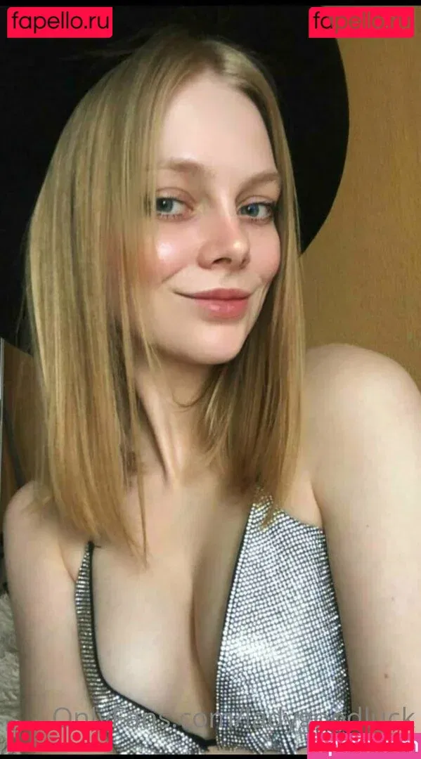 ladygoodluck Onlyfans Photo Gallery 